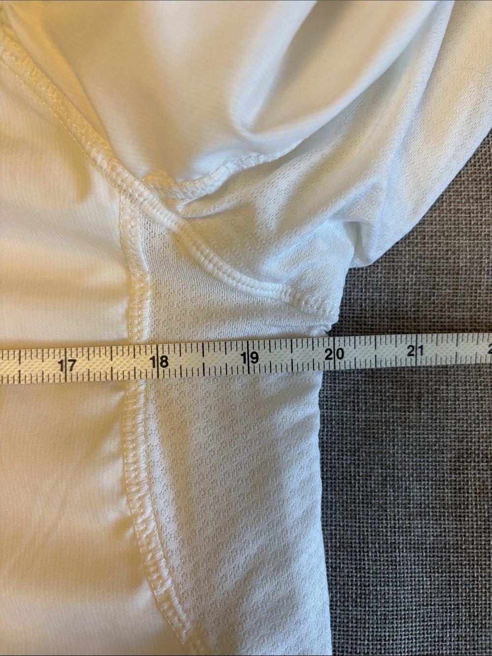 LULULEMON Resolution Jacket with hood.  White. - Picture 9 of 10